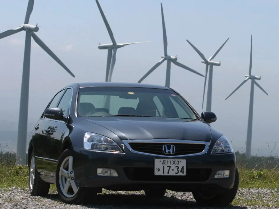 Honda Inspire (UC1) 4 поколение, седан (06.2003 - 10.2005)